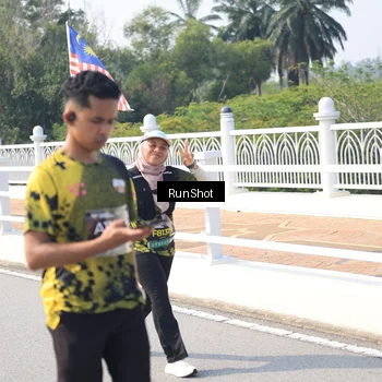 Runner Photo 6934574