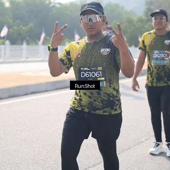 Runner Photo 6934586