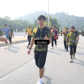 Runner Photo 6934605