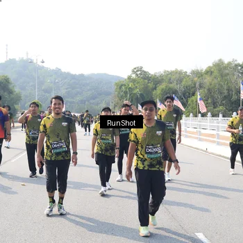 Runner Photo 6934610