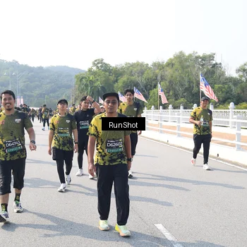 Runner Photo 6934614