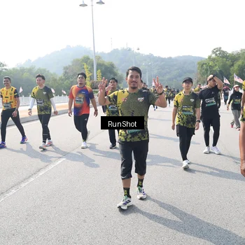 Runner Photo 6934619