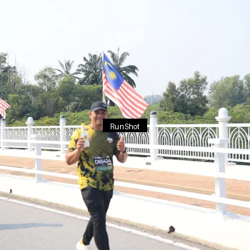 Runner Photo 6934631