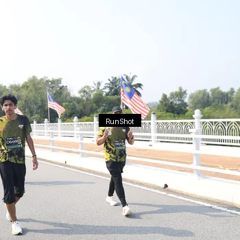 Runner Photo 6934633