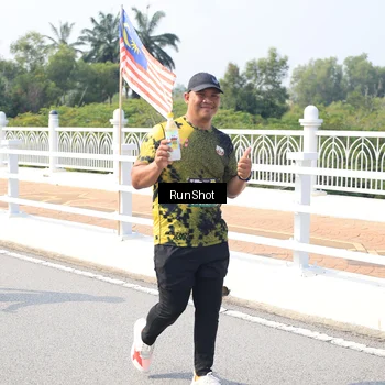Runner Photo 6934638