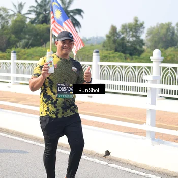 Runner Photo 6934641