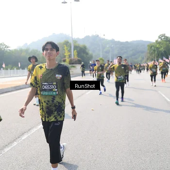 Runner Photo 6934654