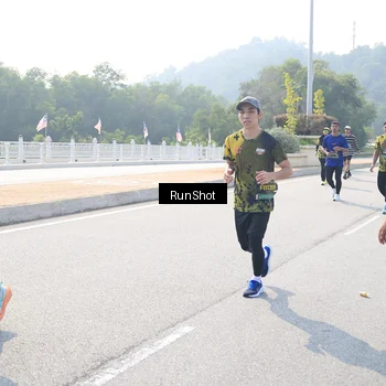 Runner Photo 6934665