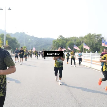 Runner Photo 6934681