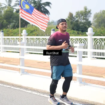 Runner Photo 6934708