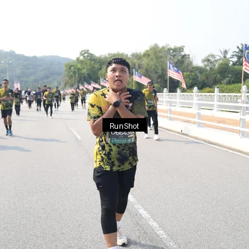 Runner Photo 6934709