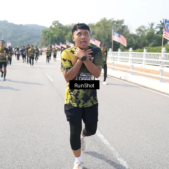 Runner Photo 6934717