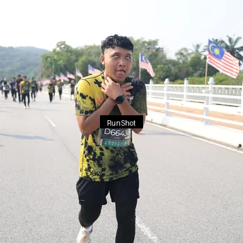 Runner Photo 6934721