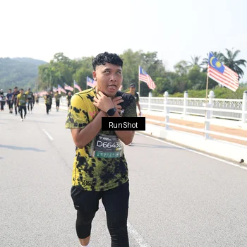 Runner Photo 6934730