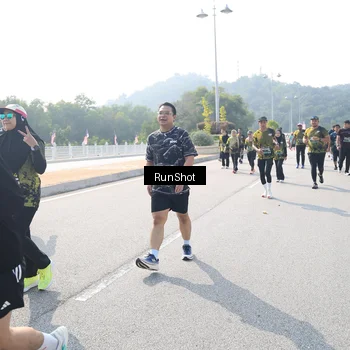 Runner Photo 6934745