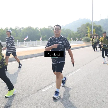 Runner Photo 6934750