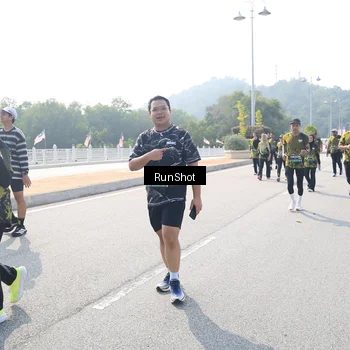 Runner Photo 6934751