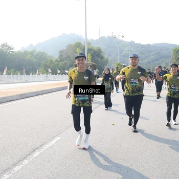 Runner Photo 6934756