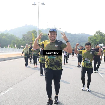 Runner Photo 6934768