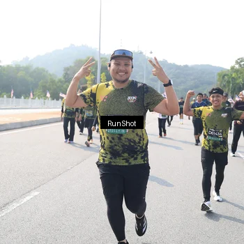 Runner Photo 6934771