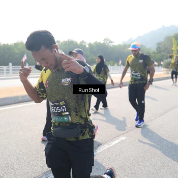 Runner Photo 6934804