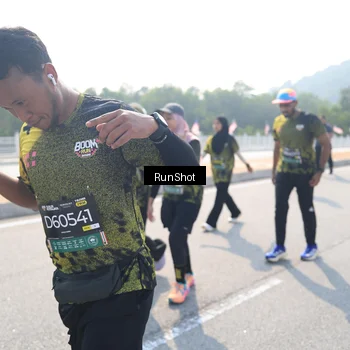 Runner Photo 6934806