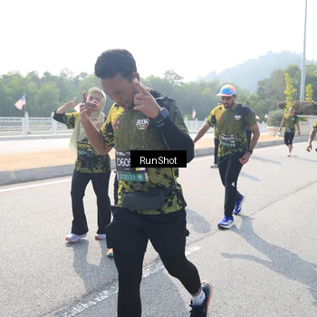 Runner Photo 6934819