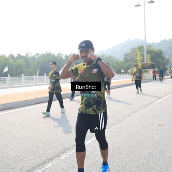 Runner Photo 6934834