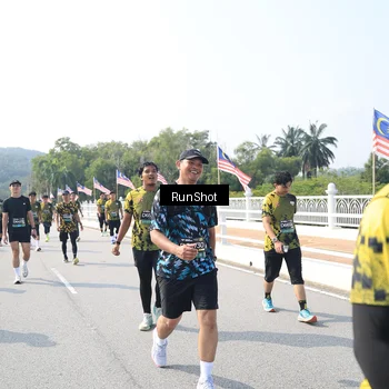 Runner Photo 6934836