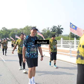 Runner Photo 6934840