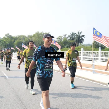 Runner Photo 6934842