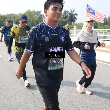 Runner Photo 6934843