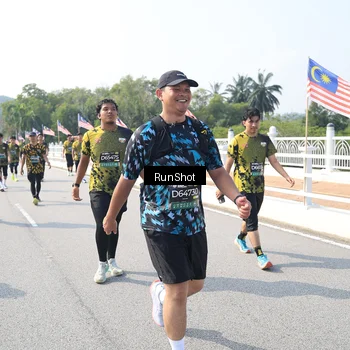 Runner Photo 6934846