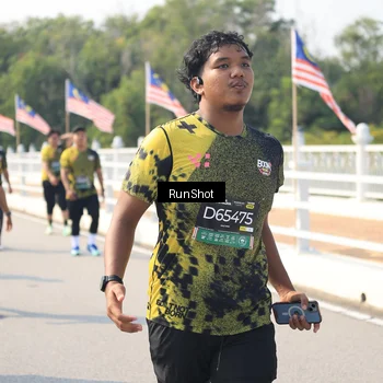 Runner Photo 6934848
