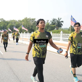 Runner Photo 6934851