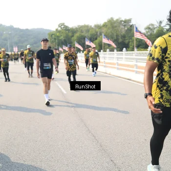 Runner Photo 6934856