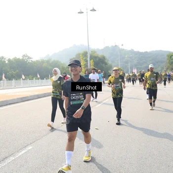 Runner Photo 6934878