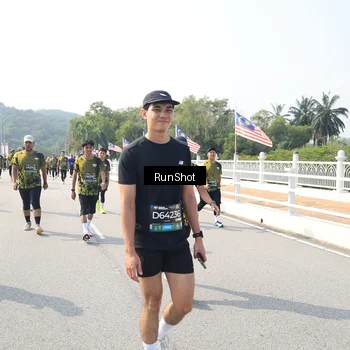 Runner Photo 6934880