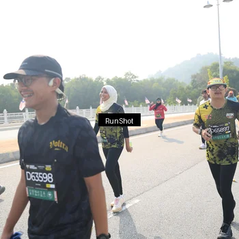 Runner Photo 6934887