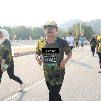 Runner Photo 6934892