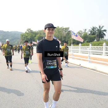 Runner Photo 6934894