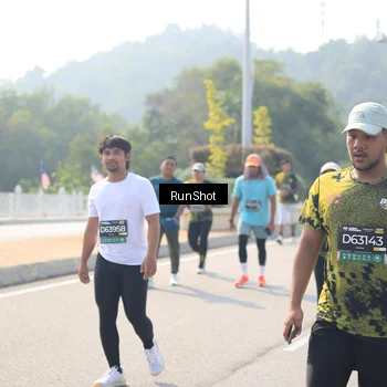 Runner Photo 6934895