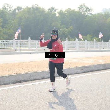 Runner Photo 6934900