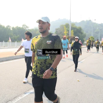 Runner Photo 6934905