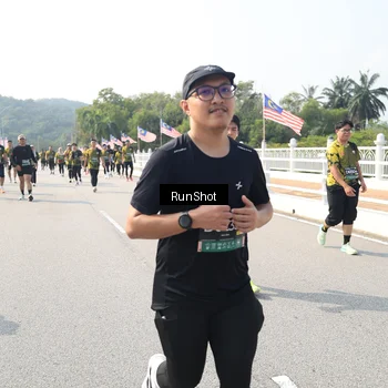 Runner Photo 6934916