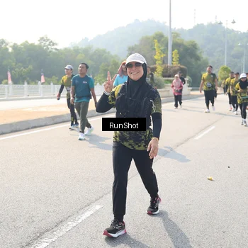Runner Photo 6934926
