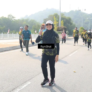 Runner Photo 6934936