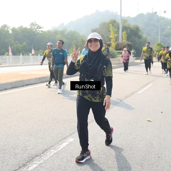 Runner Photo 6934939