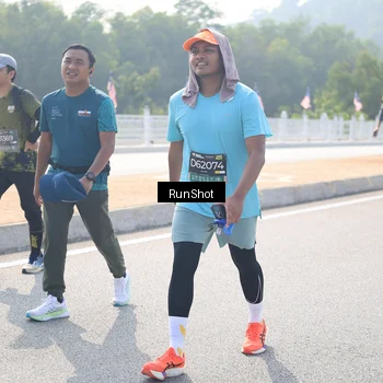 Runner Photo 6934941