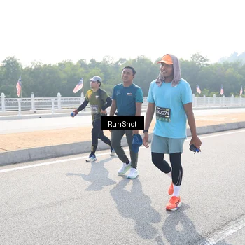 Runner Photo 6934947